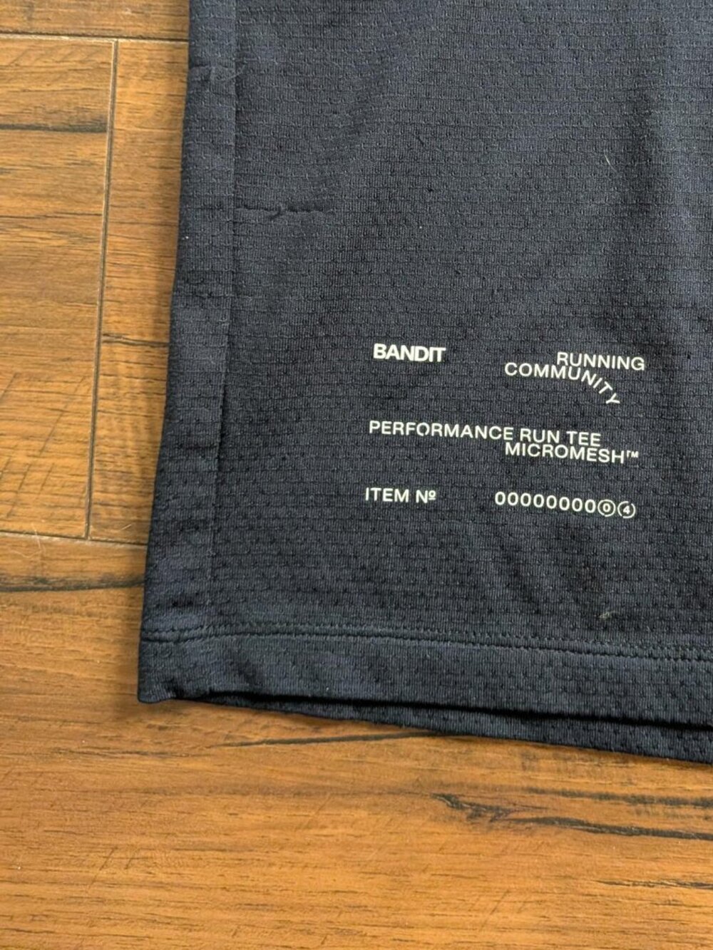 Bandit Running Micromesh Performance Run Tee in Black - Picture 4 of 6